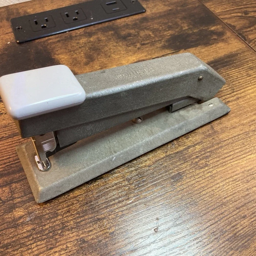 VTG Bostich Stapler Heavy Duty‎ Model B5B Industrial Green Front Load USA WORKS